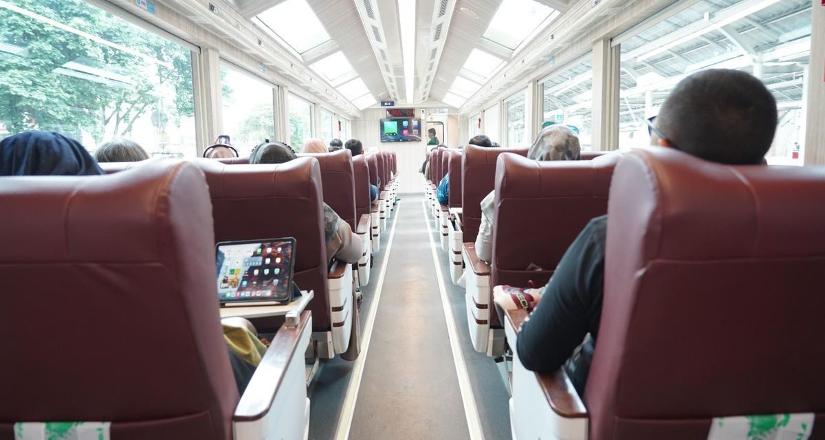 Kereta Panoramic Angkut 11.819 Penumpang Di Liburan Nataru