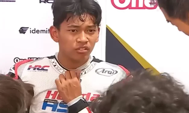 Nasib Sial Di Sirkuit, Veda Ega Pratama Terjatuh Dan Gagal Finis