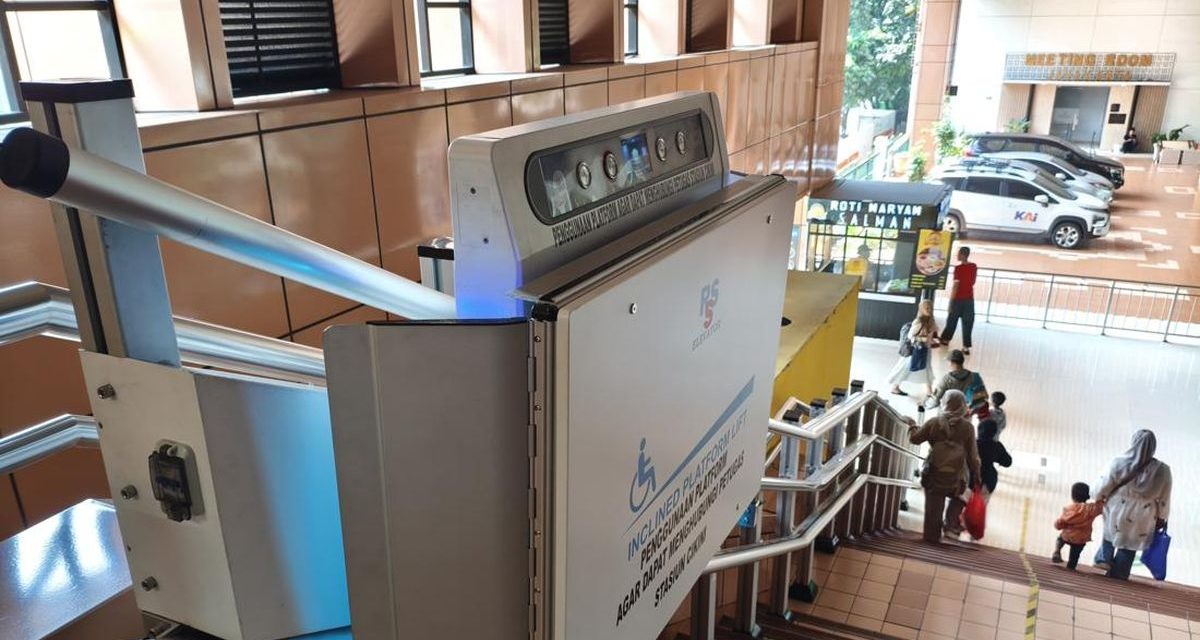 Stasiun Cikini Tingkatkan Fasilitas, Platform Lift Akses Ke Peron