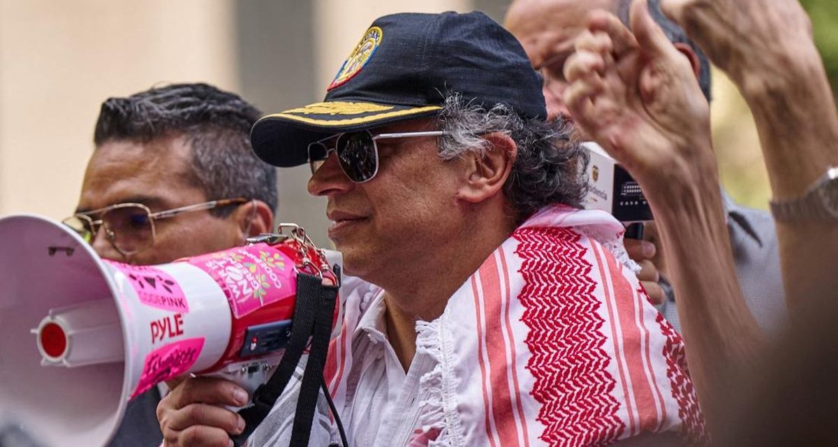 Gustavo Petro Mengaku Selamat Dari Percobaan Pembunuhan