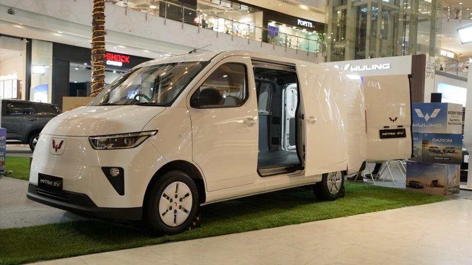 Langkah Hijau Wuling Mitra EV Minibus Jadi Ambulans DKI Jakarta