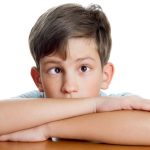 Risiko Mata Juling Pada Anak Yang Terdampak Kecanduan Gadget