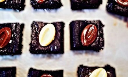 Brownies Valrhona Hadirkan Perpaduan Cokelat Premium Lezat