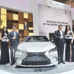 Lexus ES Sedan Mengutamakan Kenyamanan Desain Elegan